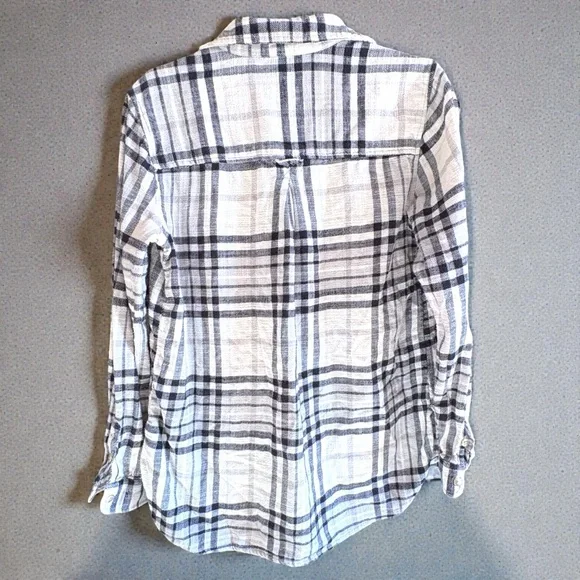 American Eagle Ahh-Mazingly Soft Flannel Shirt Boyfriend M, Black & White - EUC - Picture 2 of 14